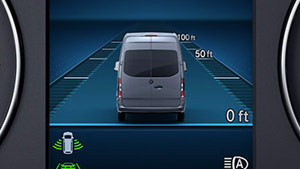 Mercedes-Benz Van active distance assist graphic